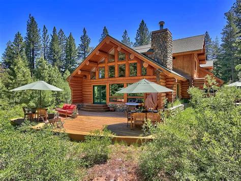 It contains 3 bedrooms and 3 bathrooms. . Zillow truckee